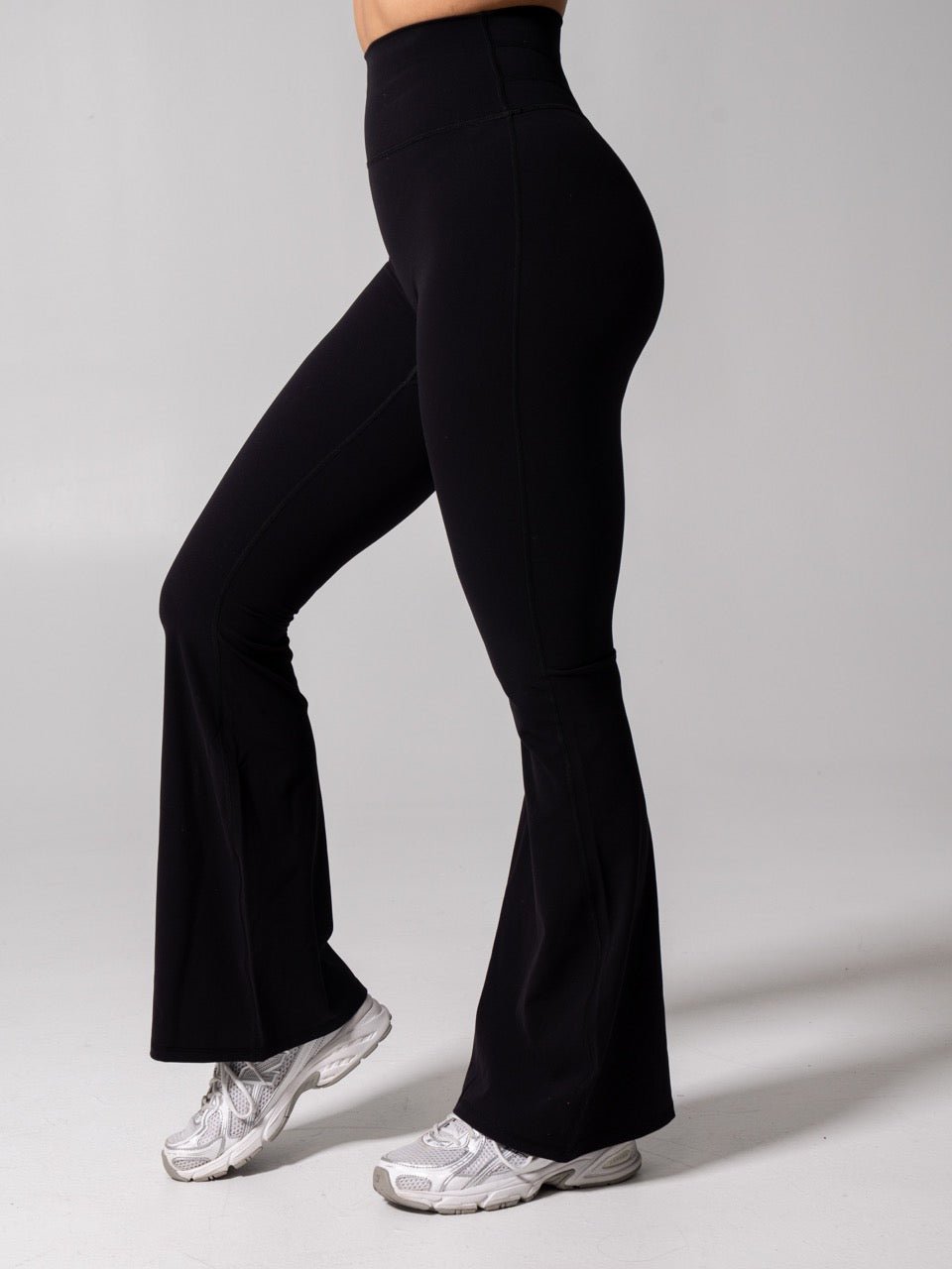 Legacy Flare Legging - Onyx Black XXS / Regular Legacy Flare Legging - Onyx Black XXS / Regular