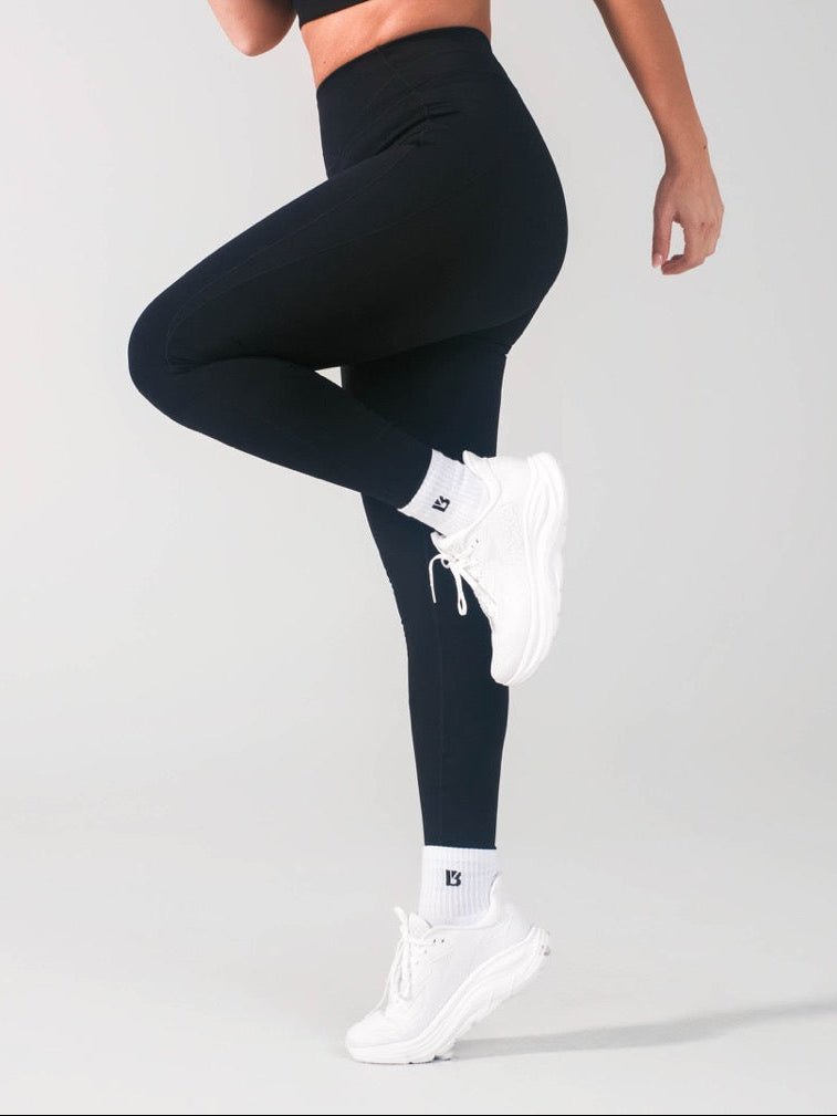 Airbrush Pocket Legging - Onyx Black