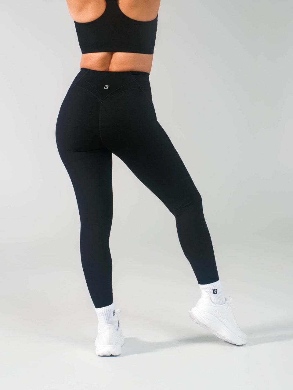 Airbrush Pocket Legging - Onyx Black