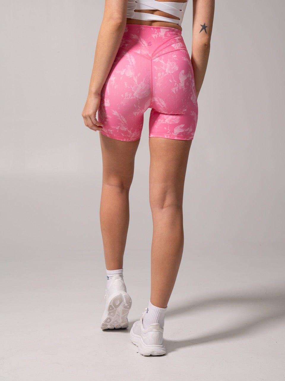 Legacy Short 6" - Essential Print