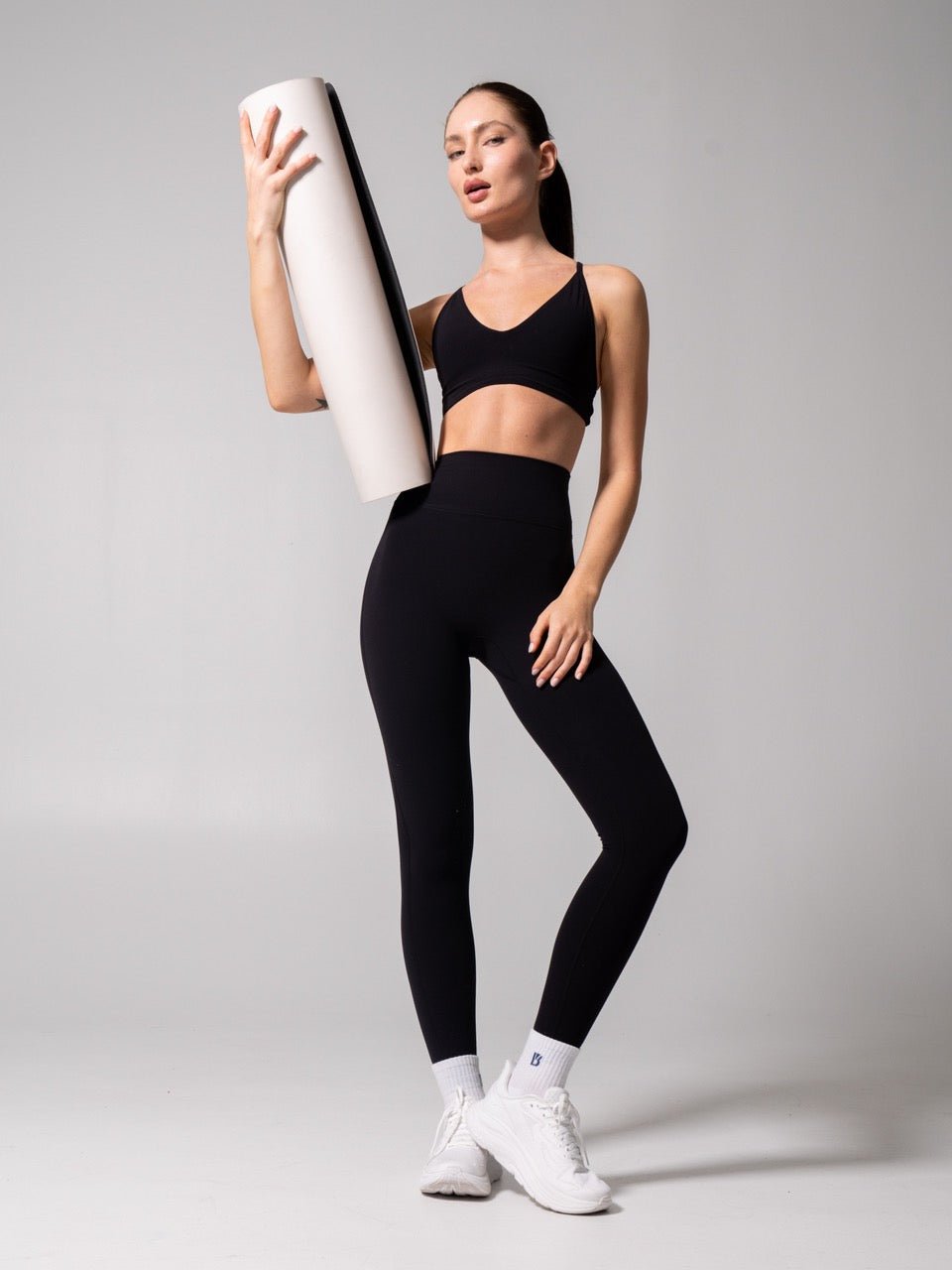 Girlfriend Reversible Sports Bra - Onyx Black and White