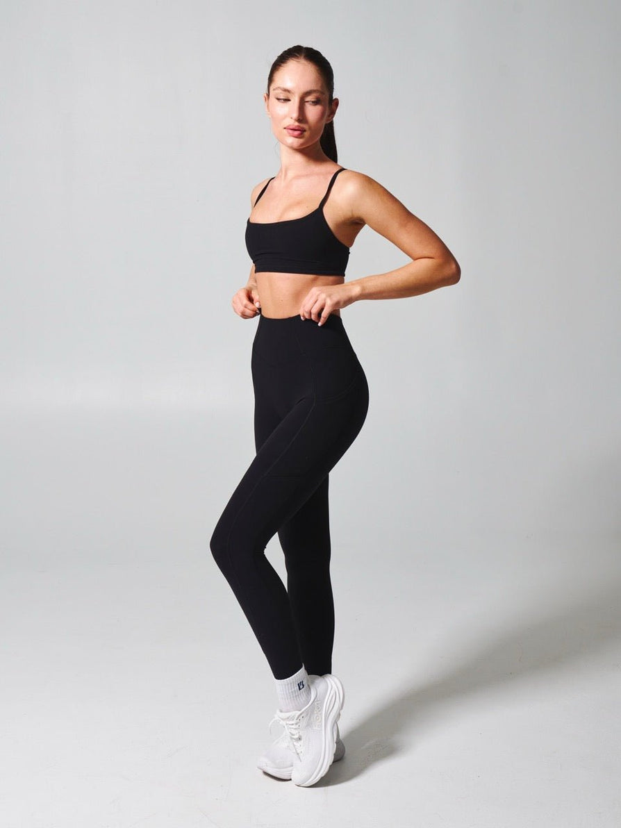 Contour Pocket Legging - Onyx Black