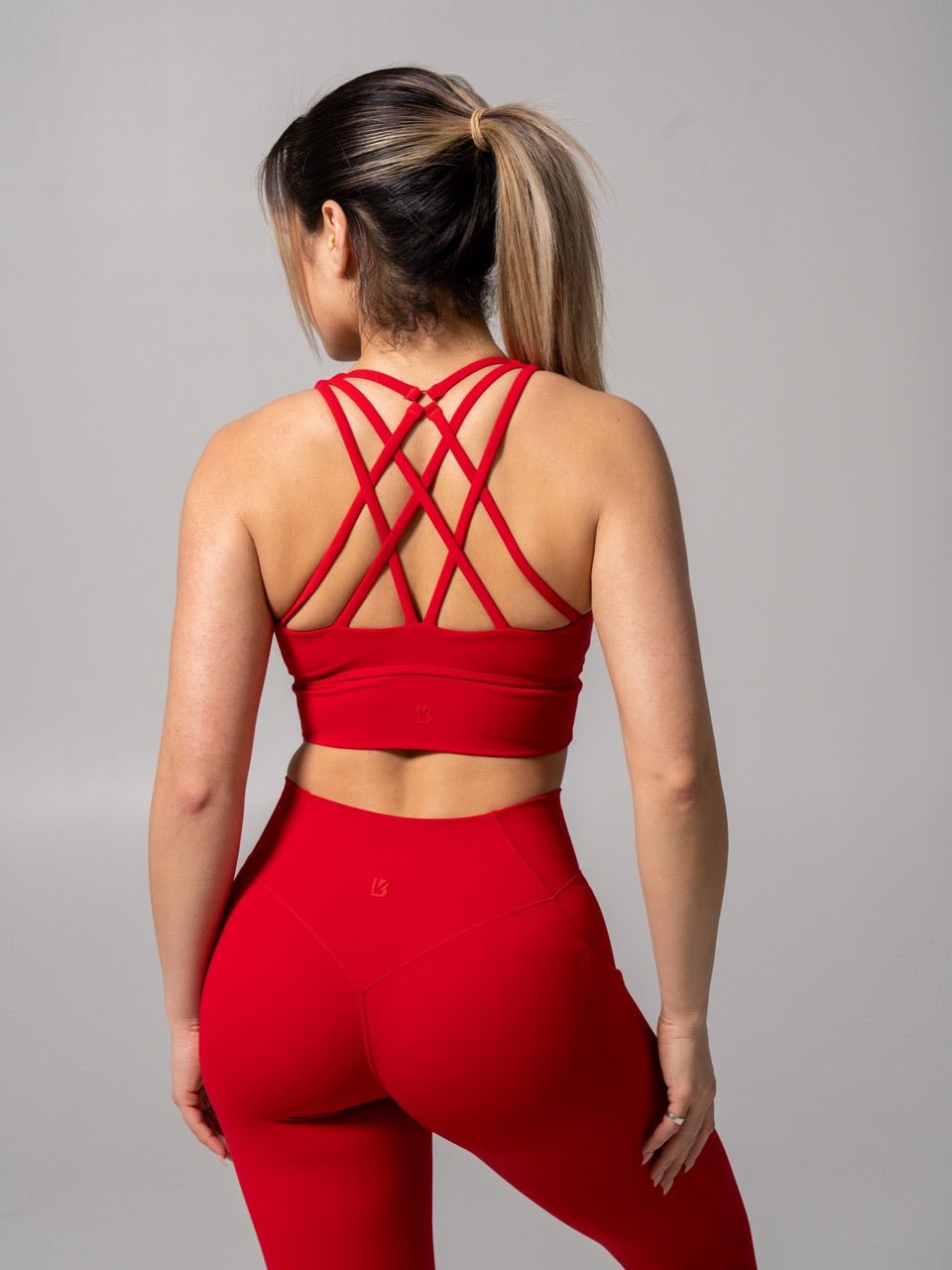 Revolution Sports Bra - Lipstick Red