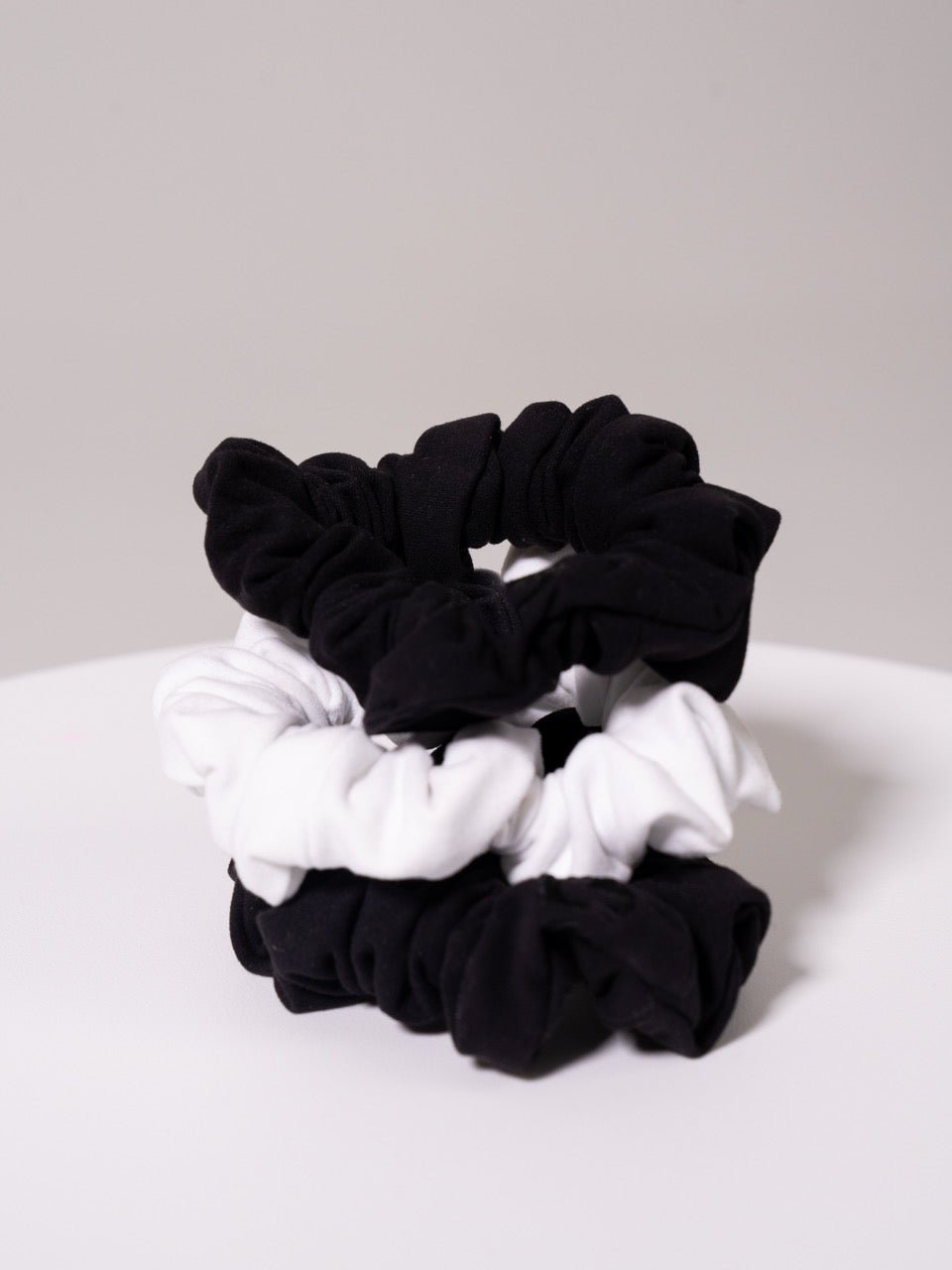 3 Pack Micro Nubre Scrunchie - Black and White