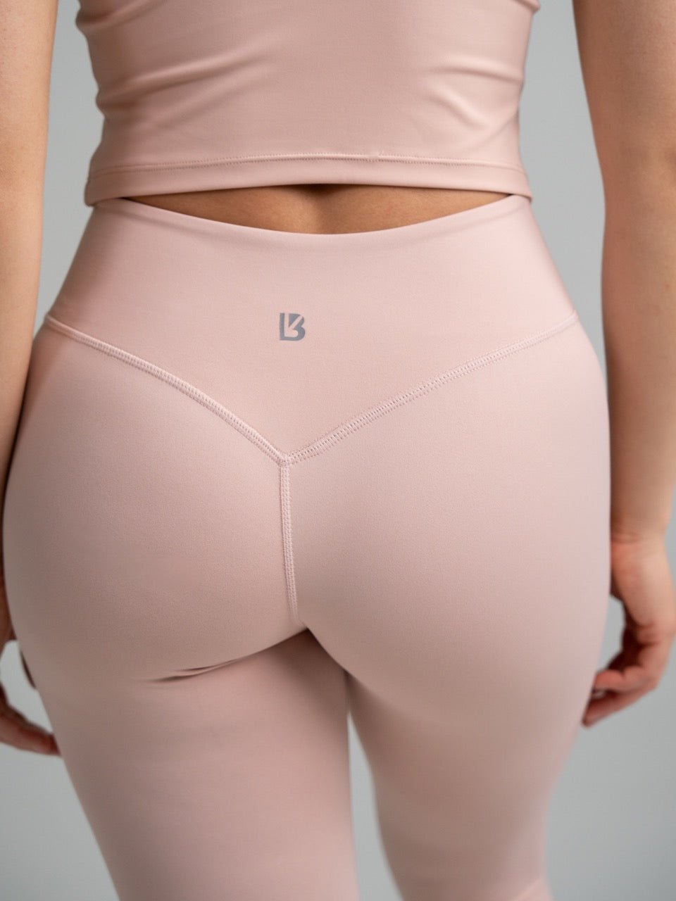Rebel Impact Legging - Strawberry Milk