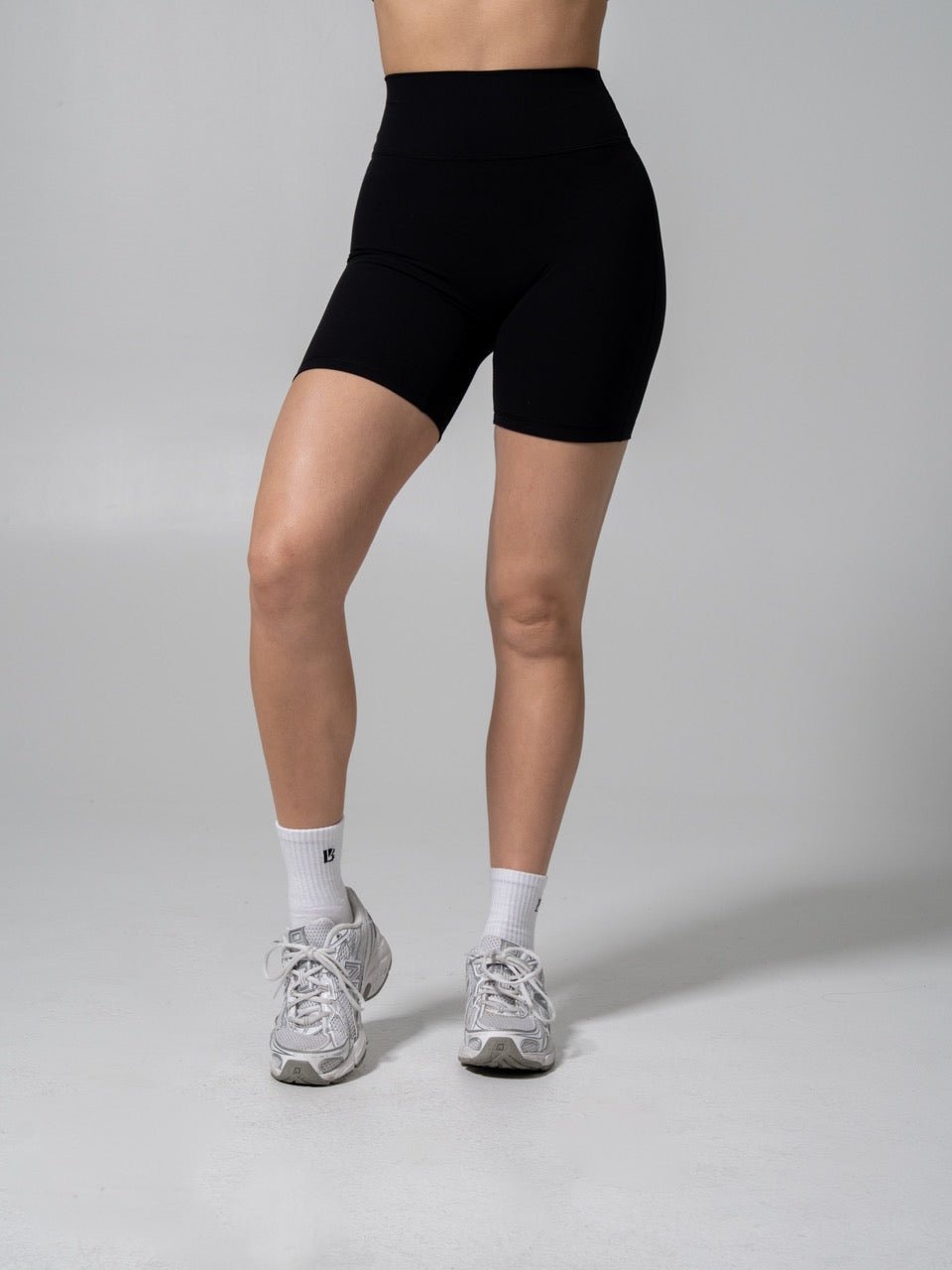 Legacy Short 6” - Onyx Black