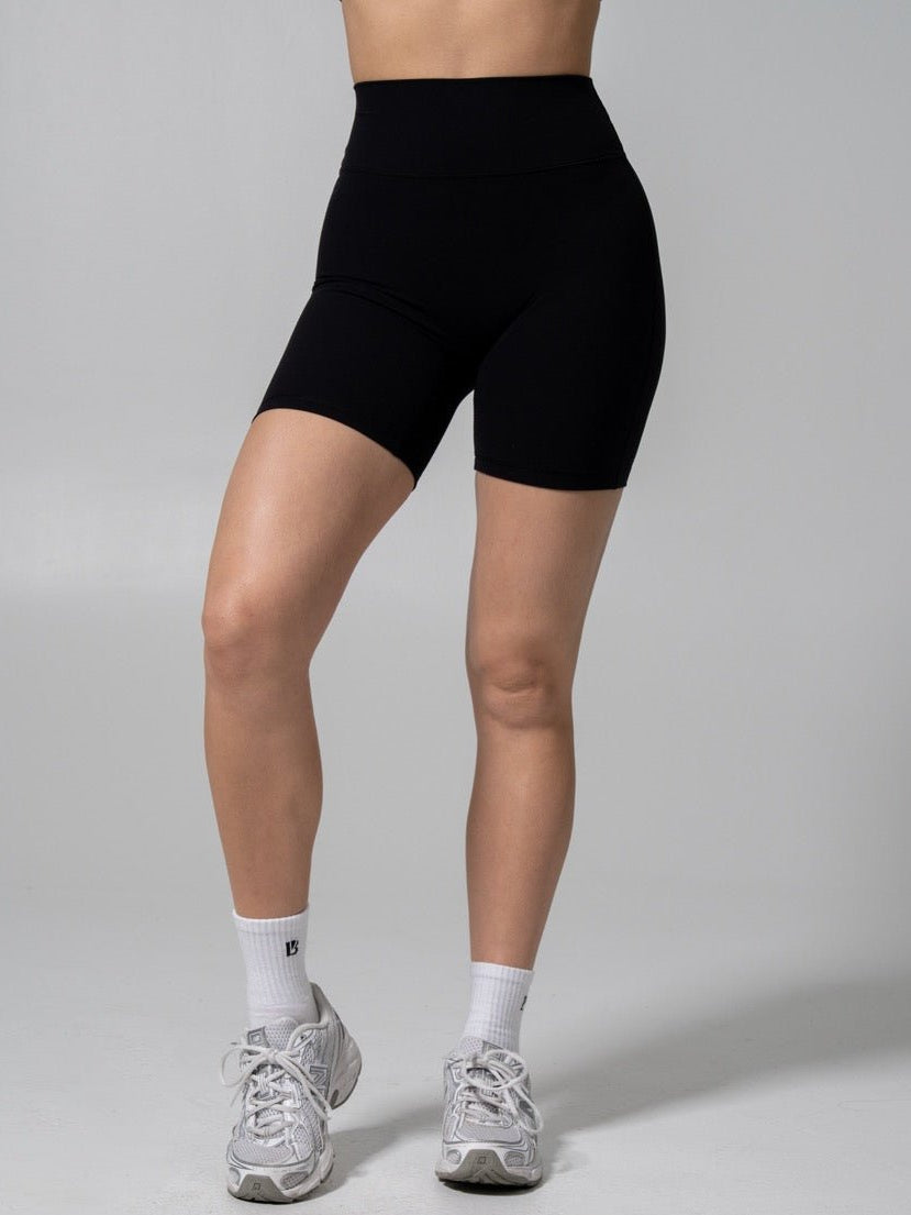Legacy Short 6” - Onyx Black