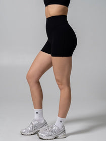 Legacy Short 4" - Onyx Black