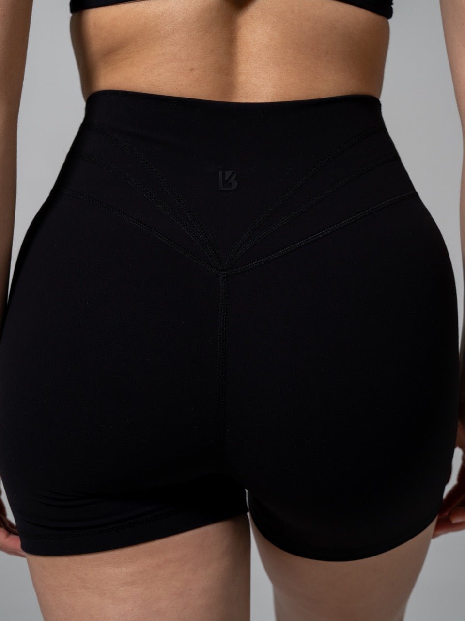 Legacy Short 4" - Onyx Black