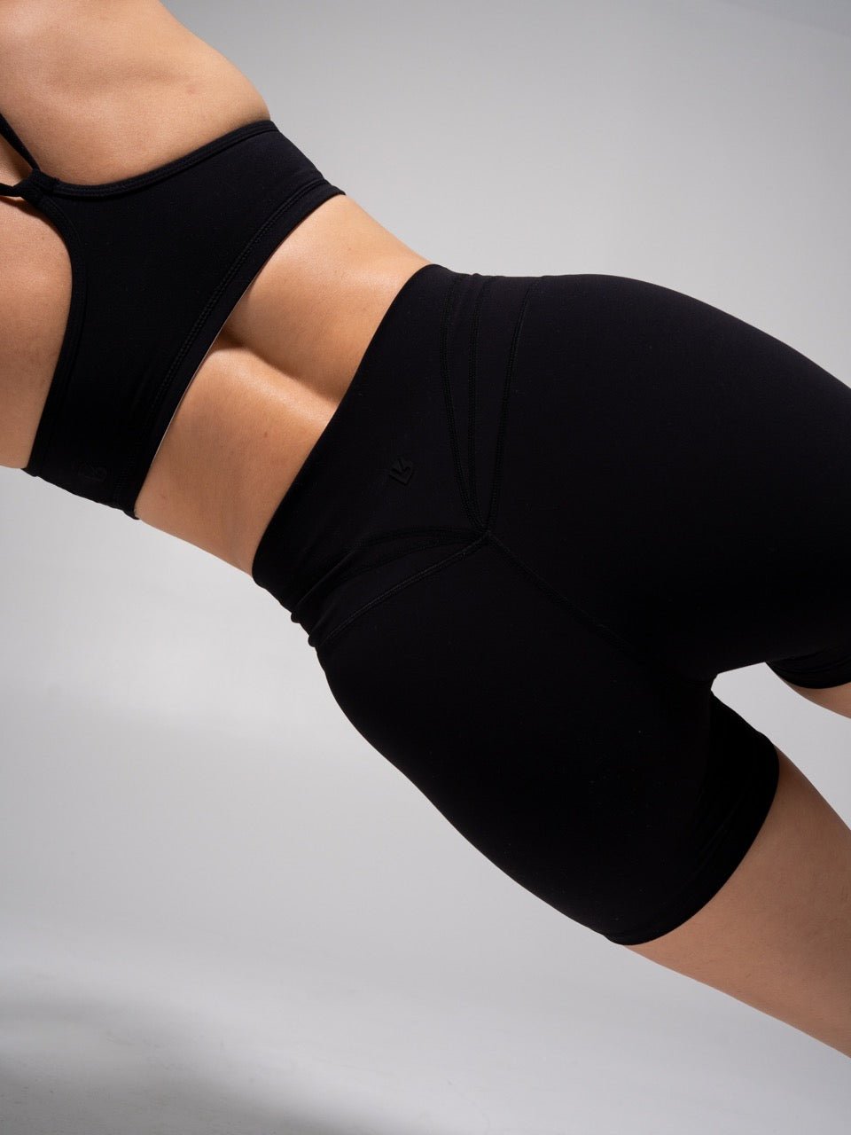 Legacy Short 4" - Onyx Black