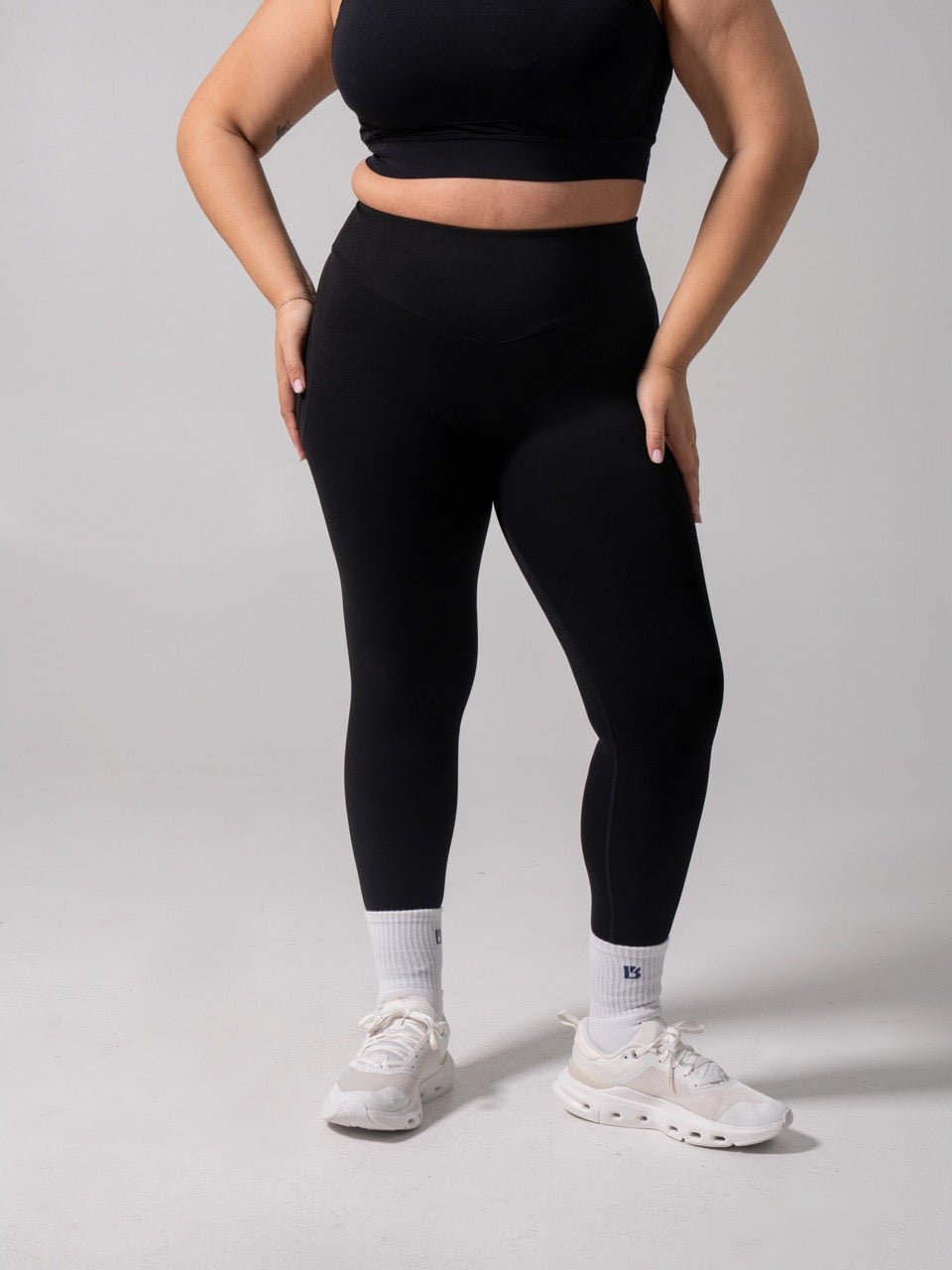 Aspire Airbrush Legging - Onyx Black