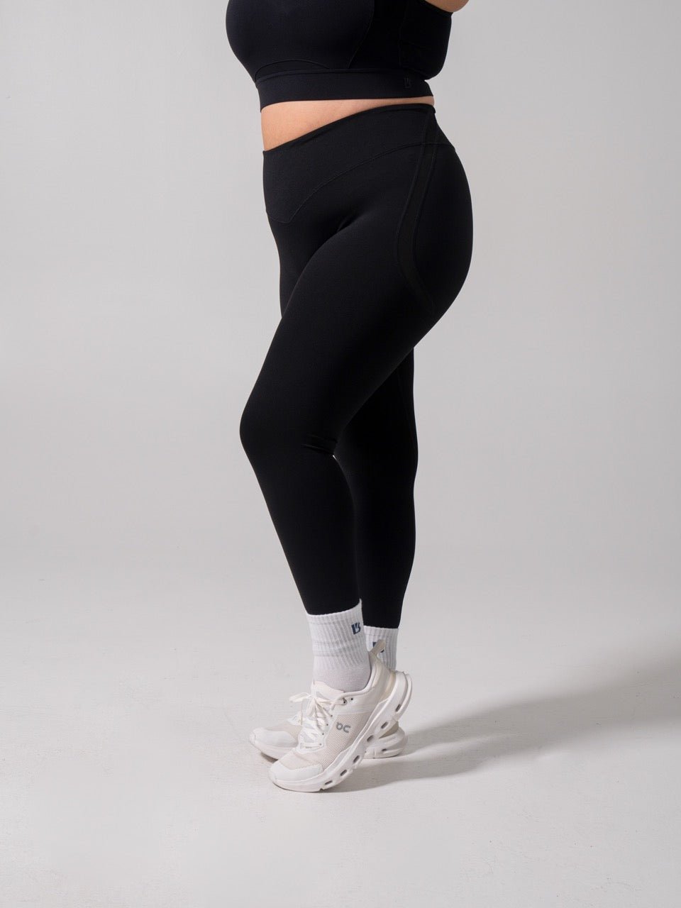 Aspire Airbrush Legging - Onyx Black