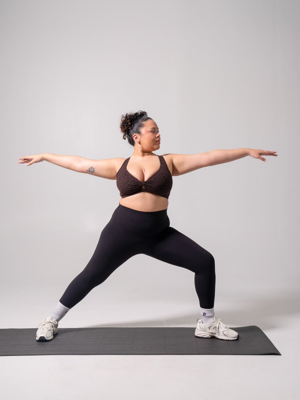 Twist Fit Sports Bra - Leopard Print