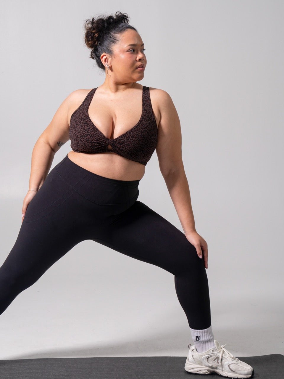 Twist Fit Sports Bra - Leopard Print