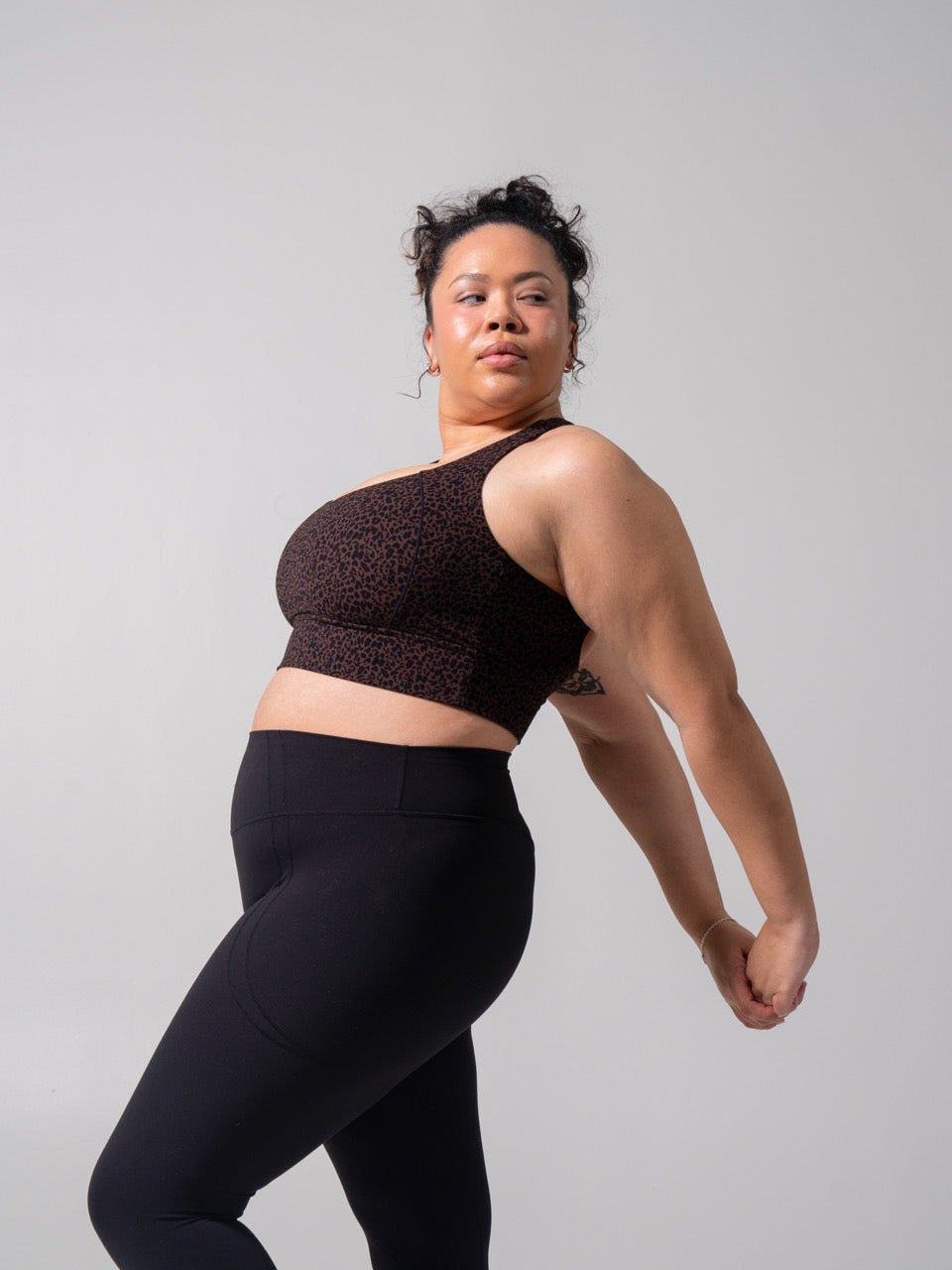 Nubre Twilight Sports Bra - Leopard Print