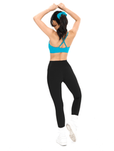 Thumbnail 2 of Poshknit Scrunch Pocket Legging - Onyx Black, 2 of 4