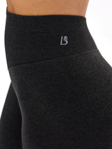 Thumbnail 6 of Vida Seamless Short - Charcoal, 6 of 9