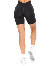 Thumbnail 7 of Vida Seamless Short - Charcoal, 7 of 9