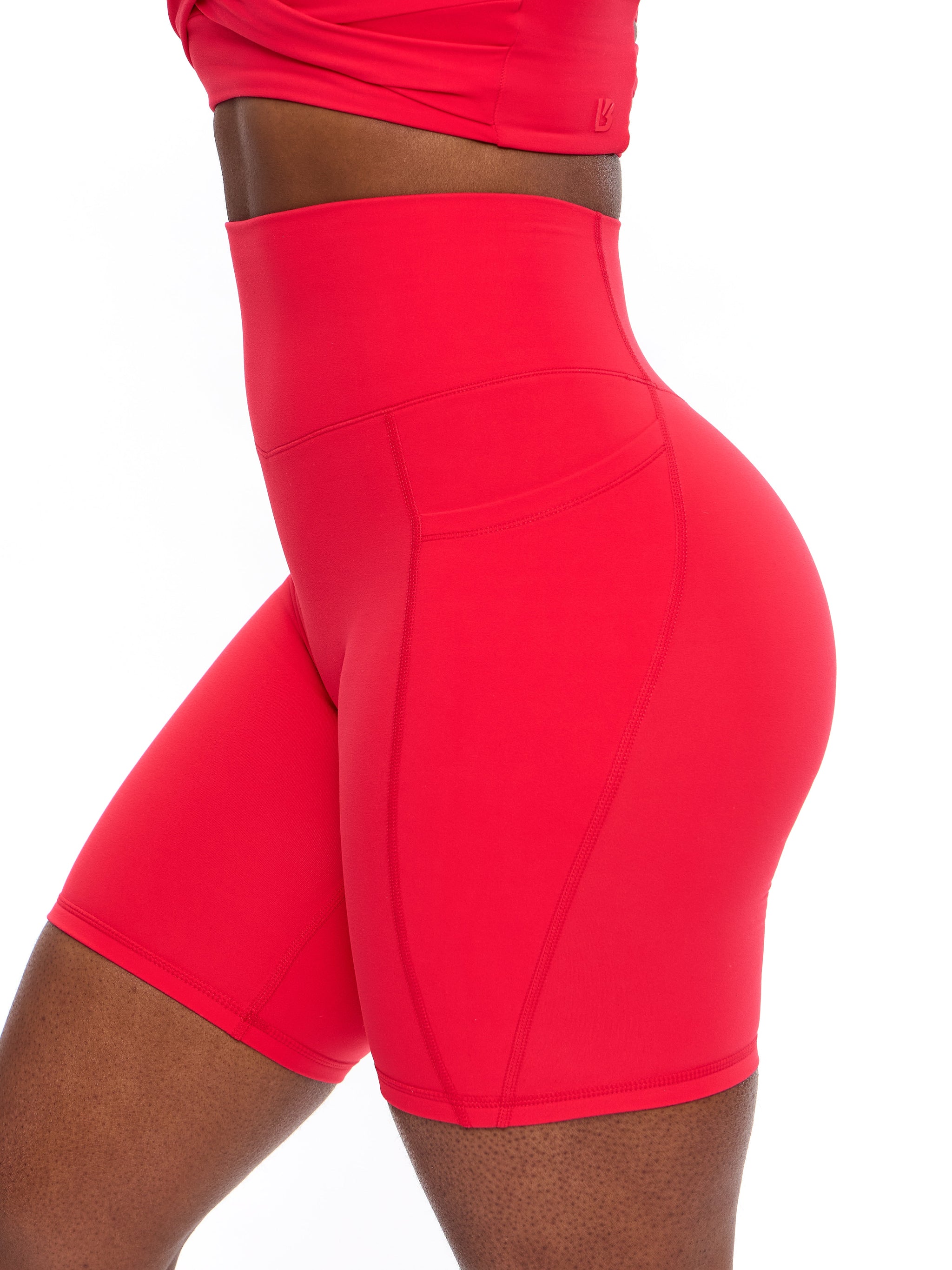 Rosa Pocket Short 7" - Salsa Red