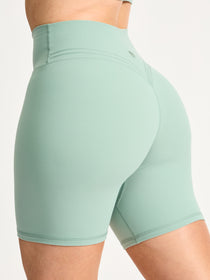 Micro Legacy Short 6" - Garden Party