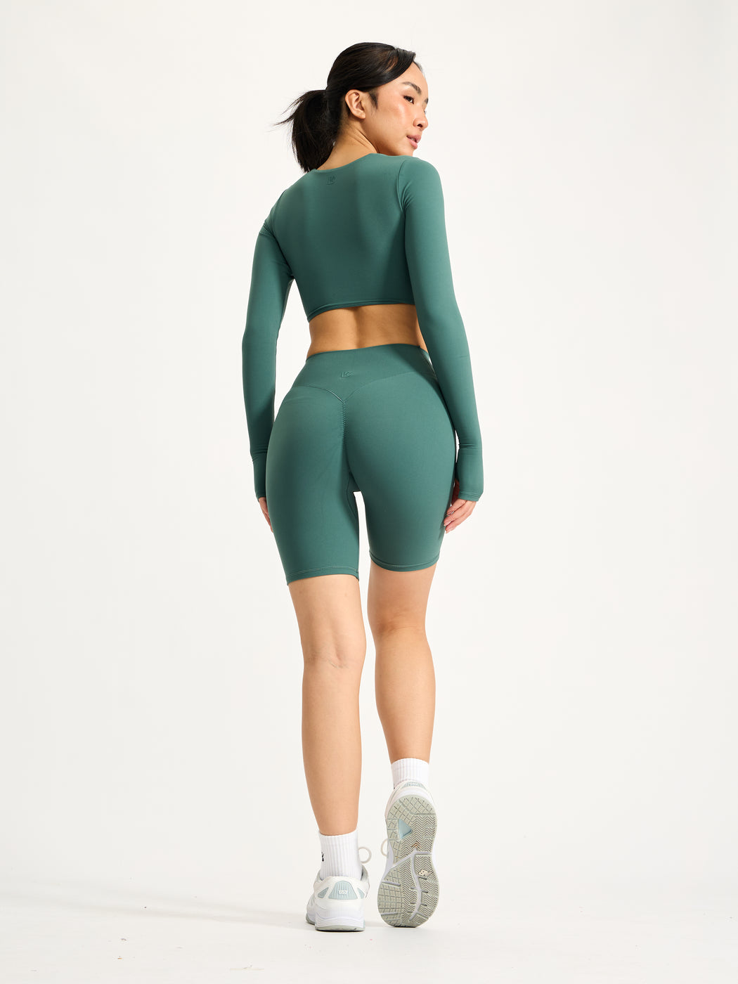 Long Sleeve Curve Crop - Heiress Ivy