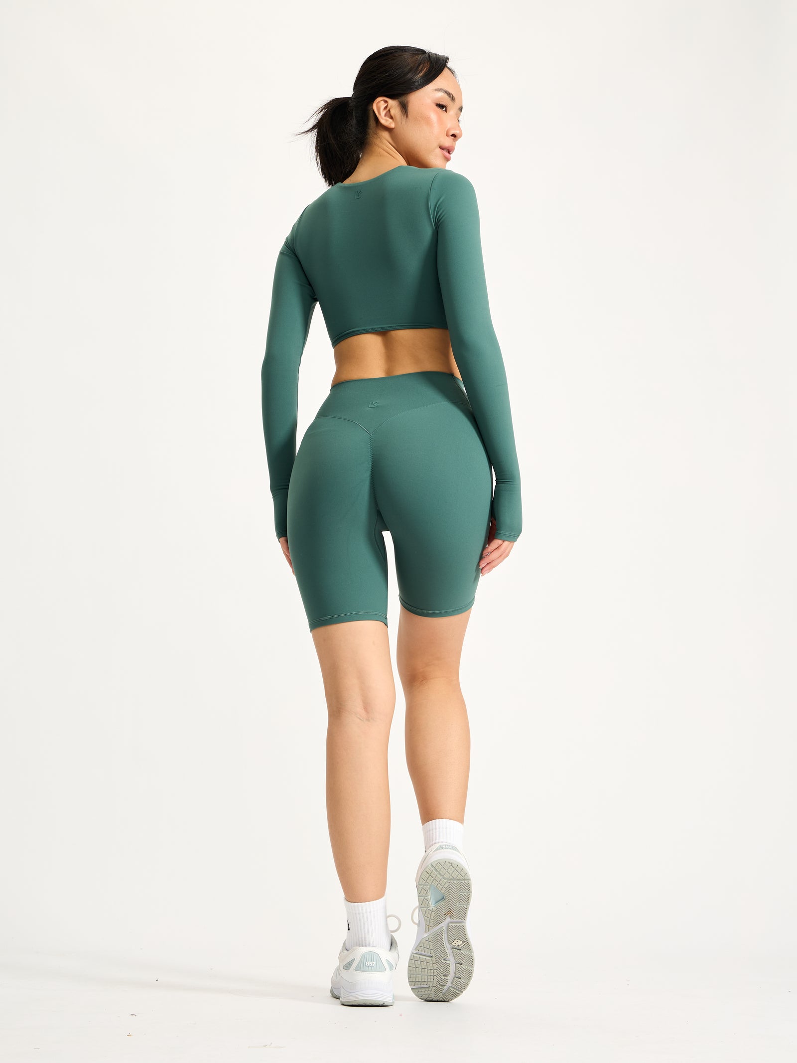 Long Sleeve Curve Crop - Heiress Ivy