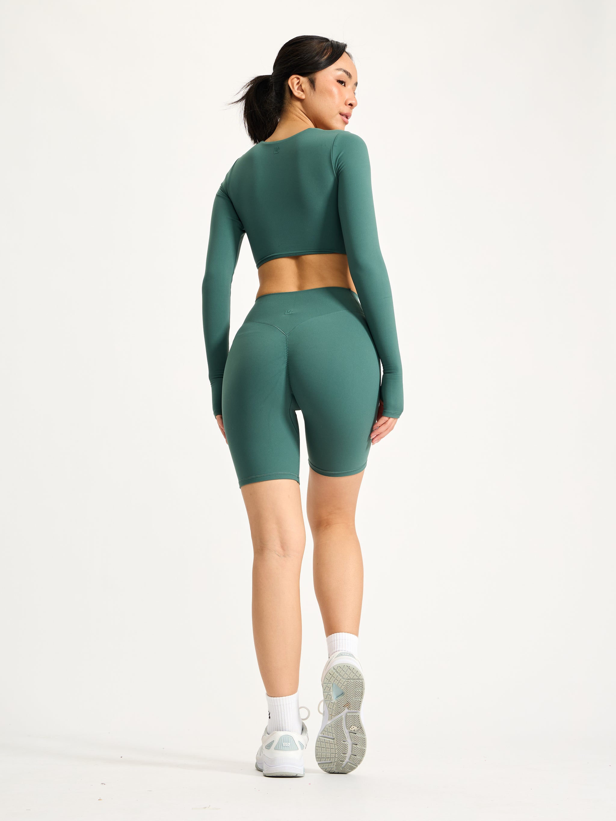 Long Sleeve Curve Crop - Heiress Ivy