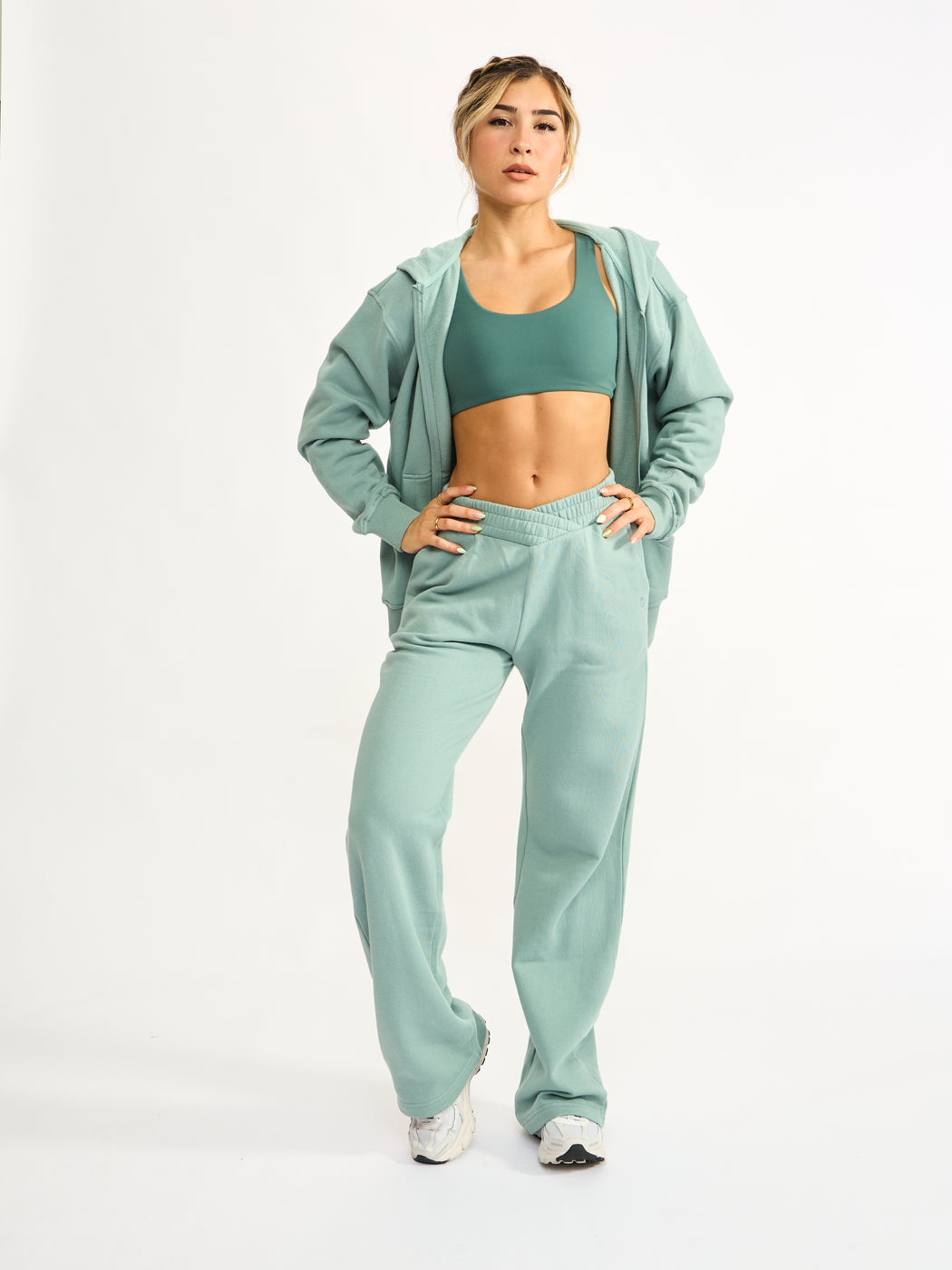 Threads Crossover Sweat Pant - Garden Party