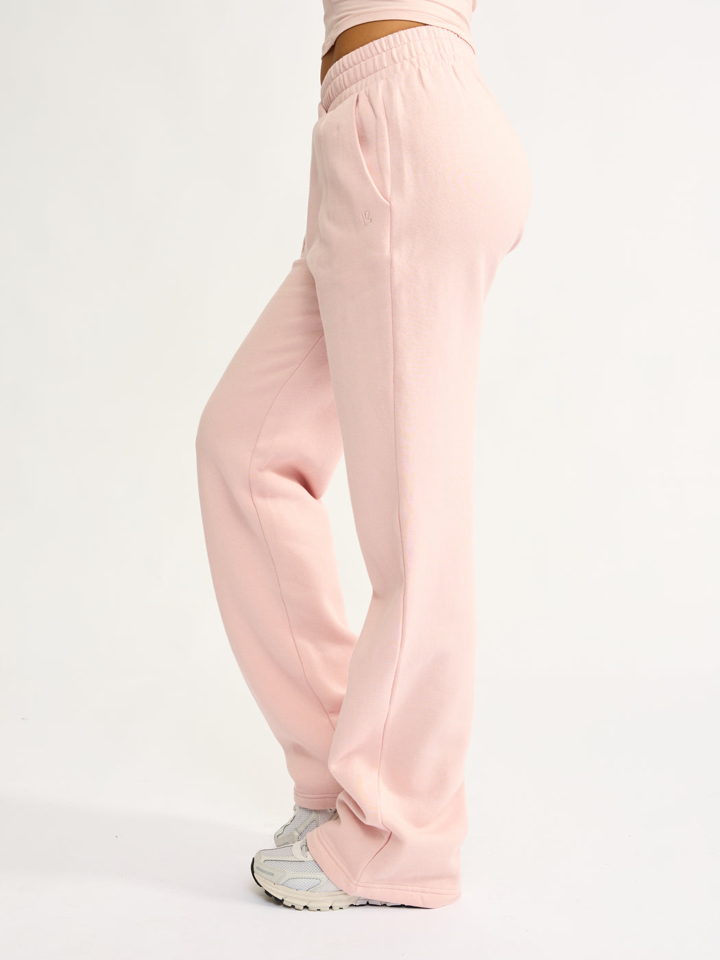 Threads Crossover Sweat Pant - Love Story