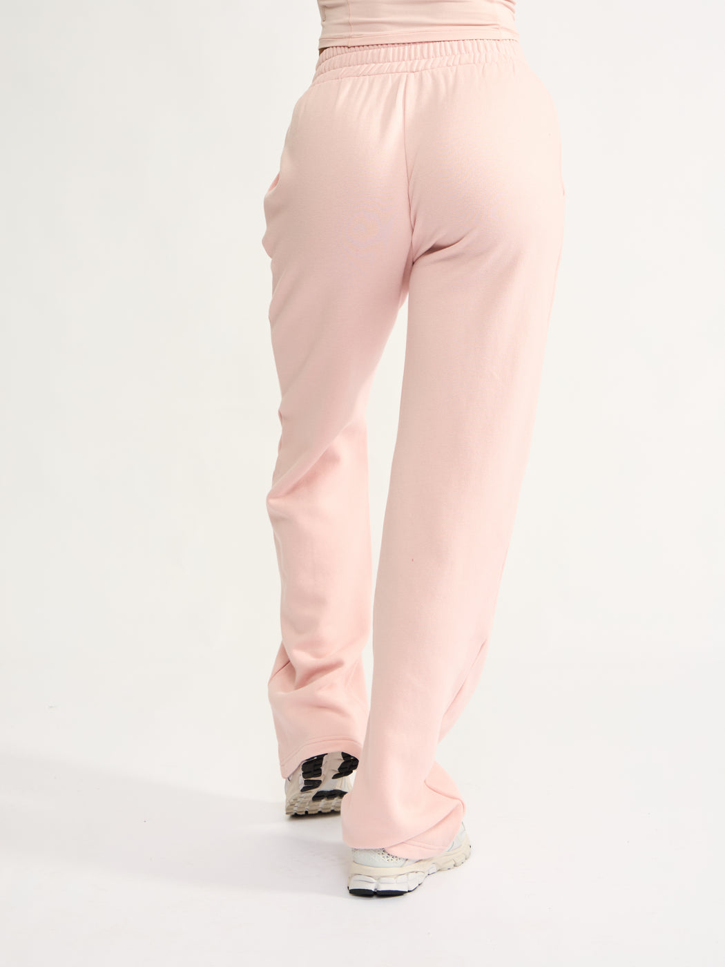 Threads Crossover Sweat Pant - Love Story