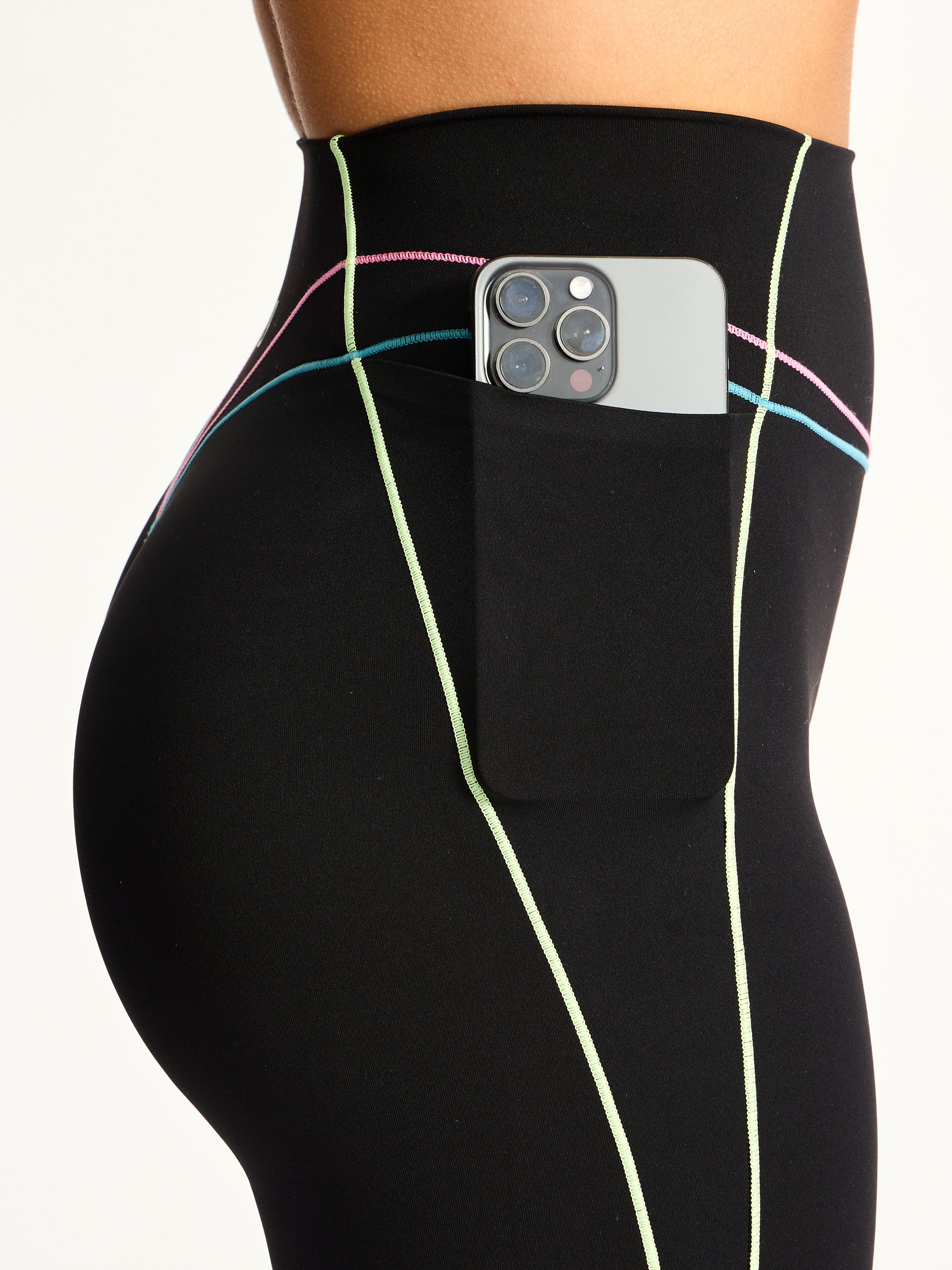 Everyday Airbrush Pocket Legging - Black Multi