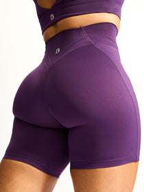 Everyday Airbrush Pocket Short 7" - Eggplant Purple