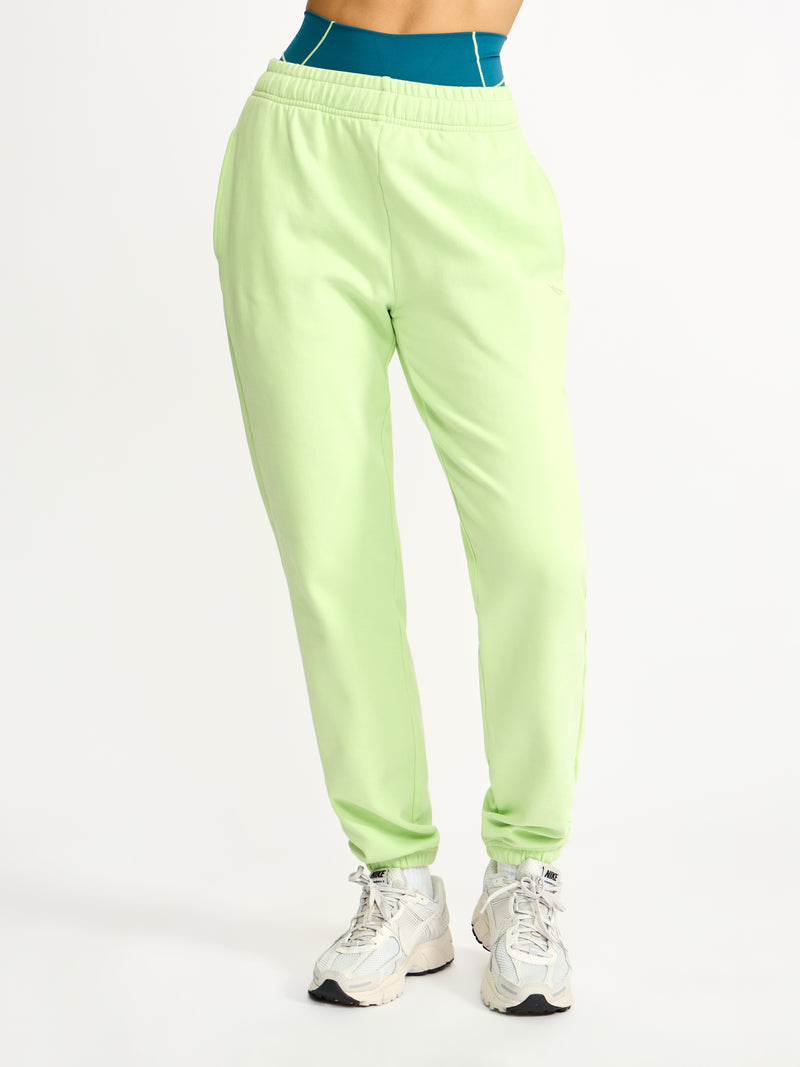 Boyfriend Cloud Jogger - Lima Bean