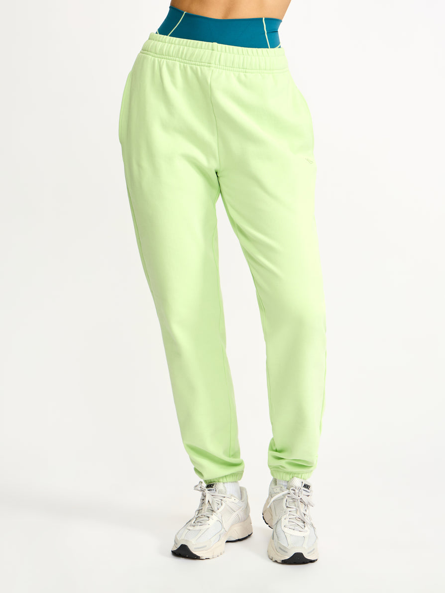 Boyfriend Cloud Jogger - Lima Bean