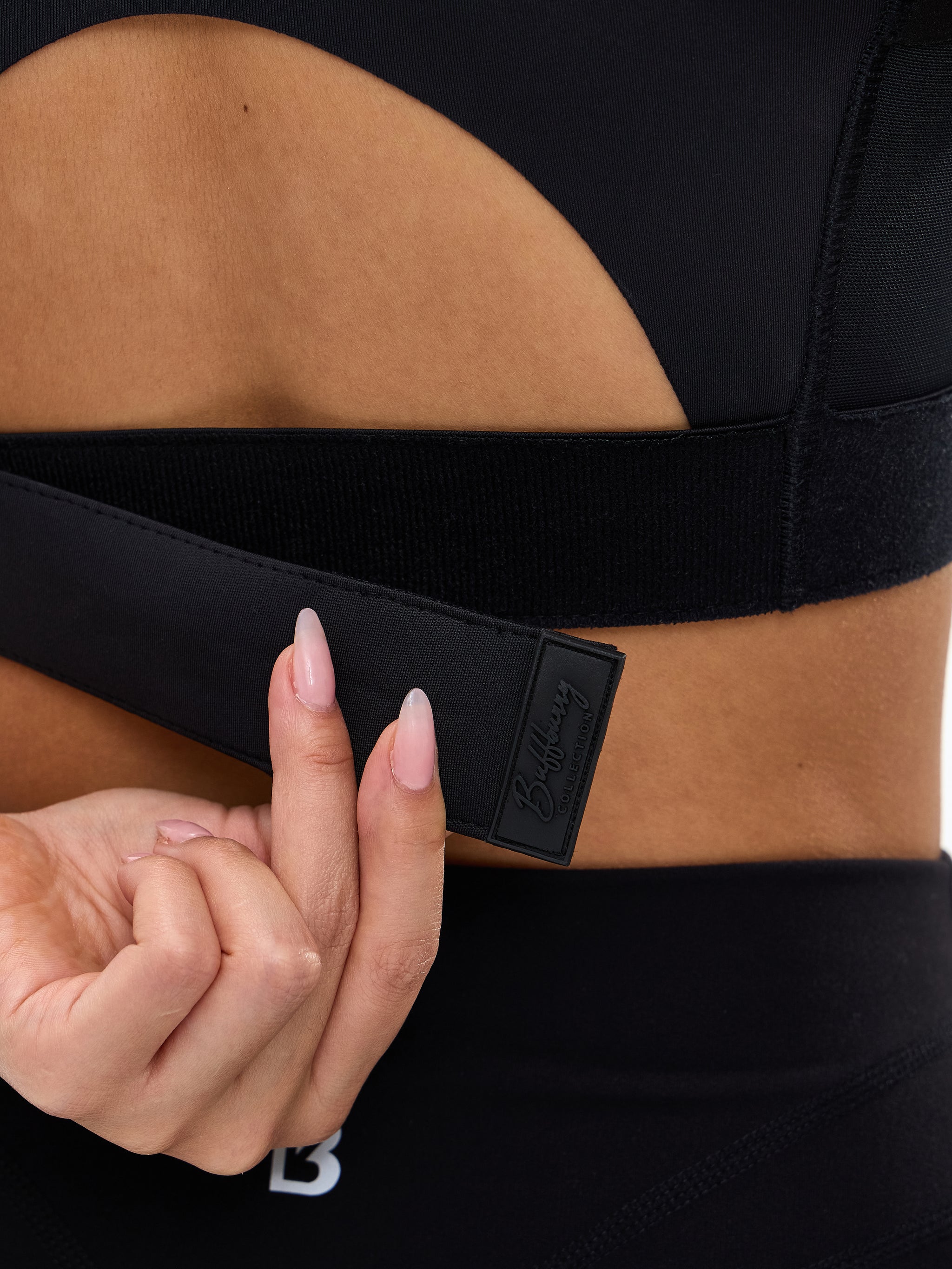 Wicked Sports Bra - Carbon Black