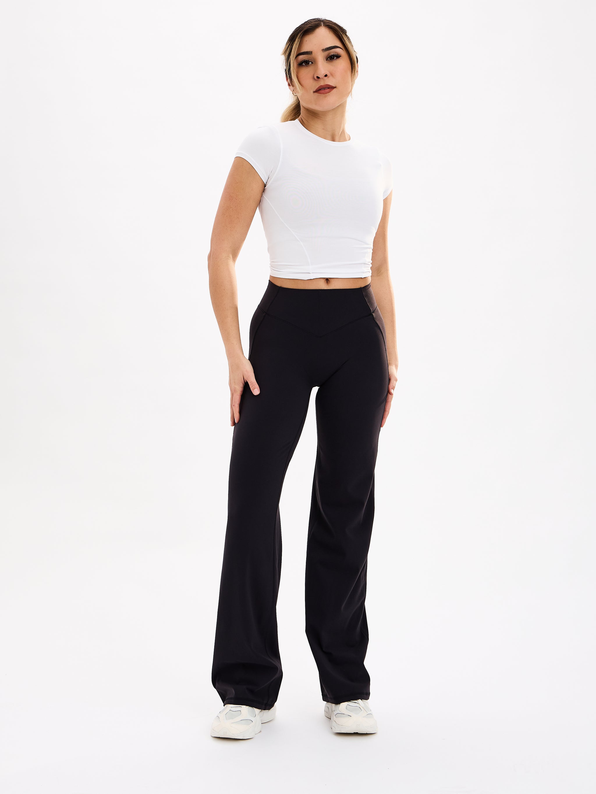 Poshknit Straight Leg Pant - Platinum