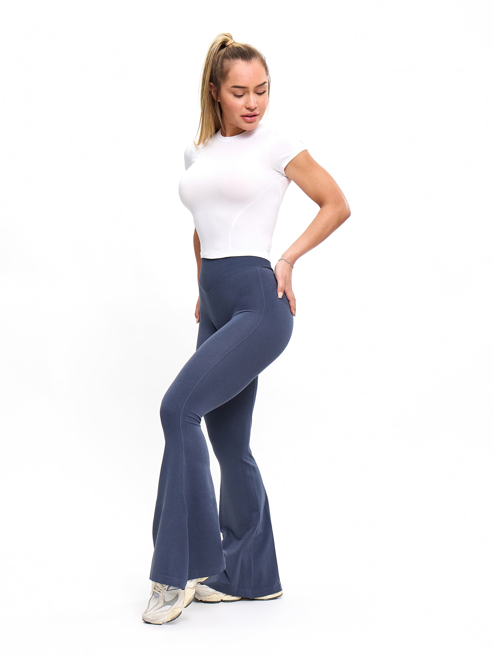 Seamless Flare Legging - Barista Blue