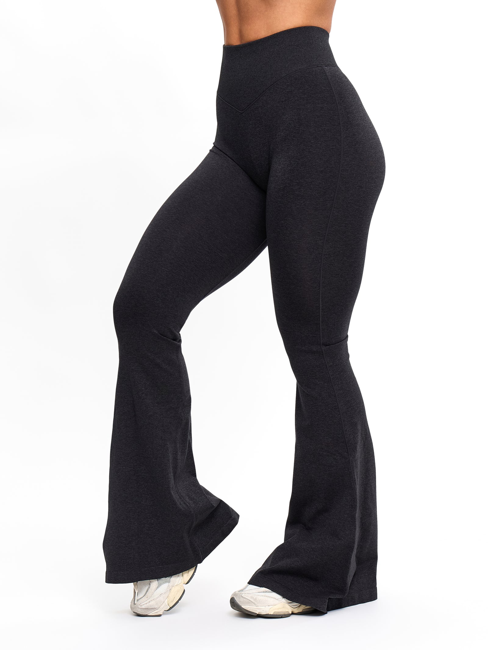 Seamless Flare Legging Black