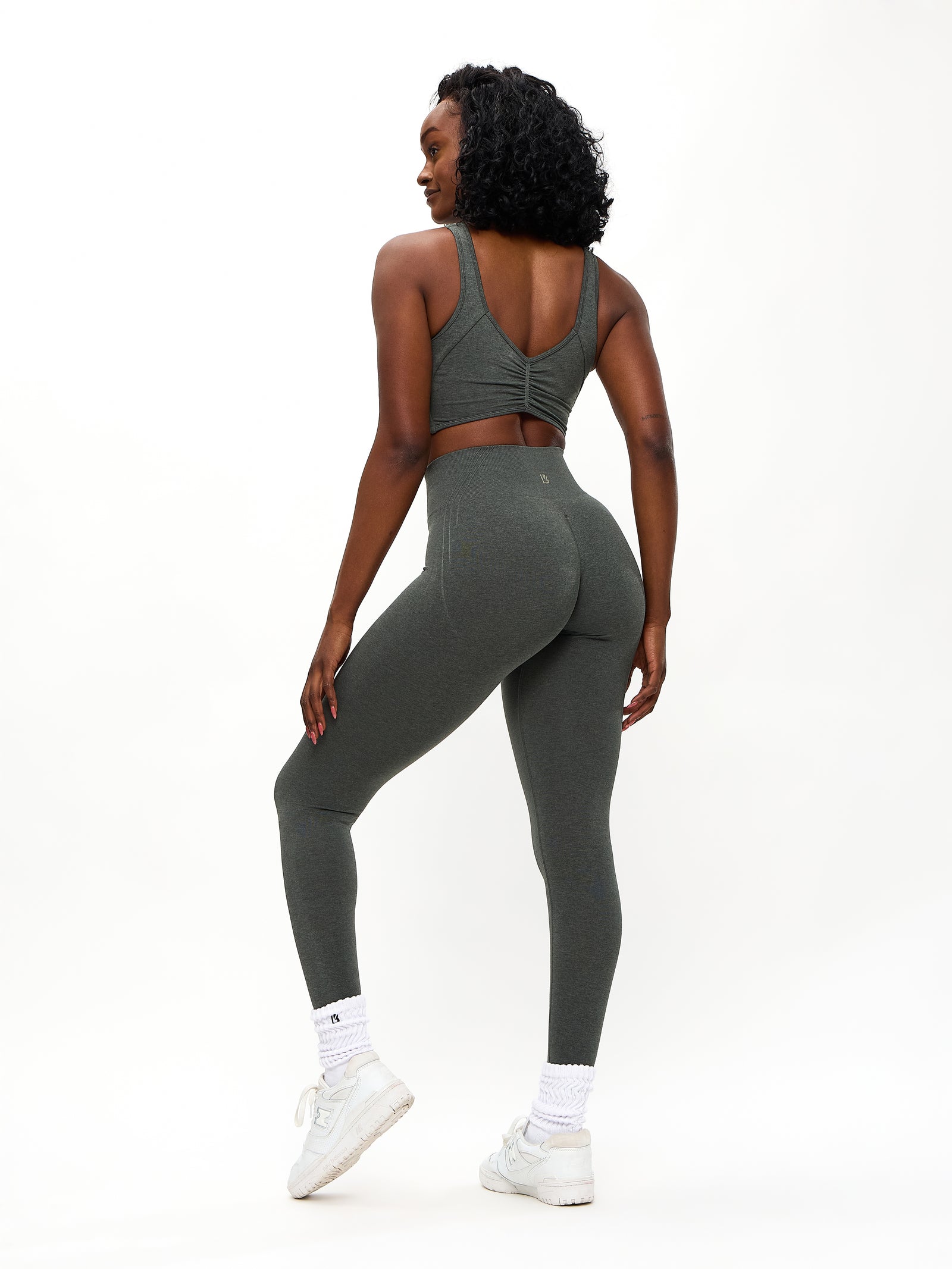 Form Reversible Seamless Sports Bra - Shadow Sage