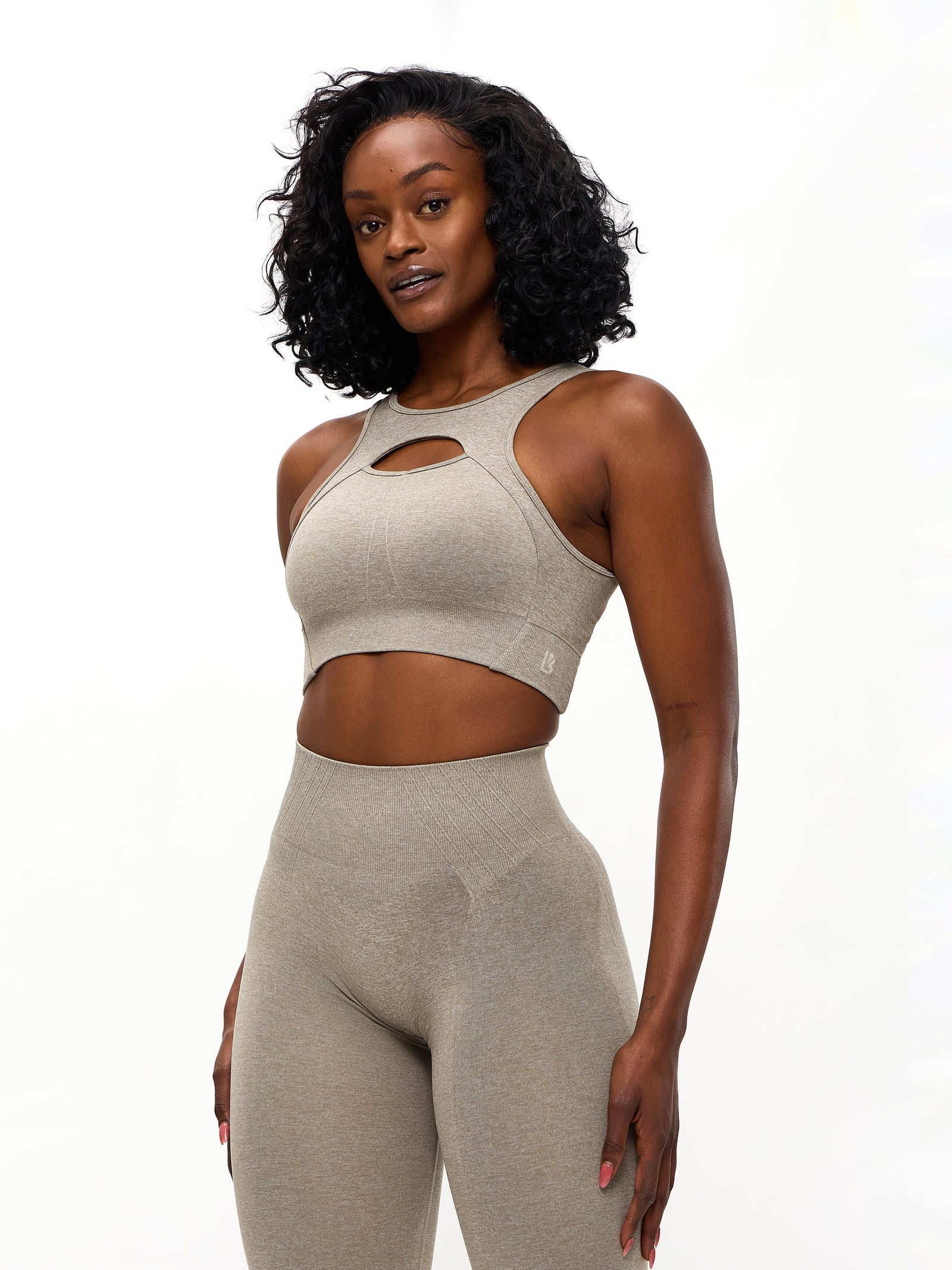 Form Reversible Seamless Sports Bra - Neutral