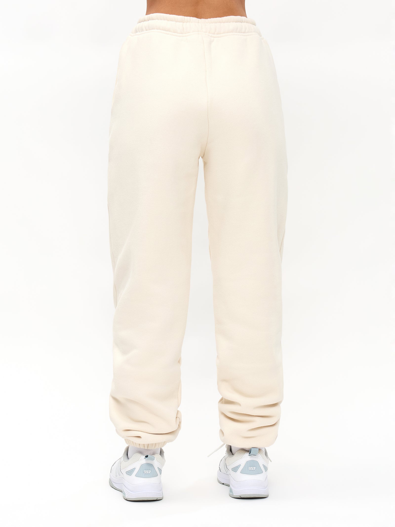 Plush Fleece Jogger - Oat Milk