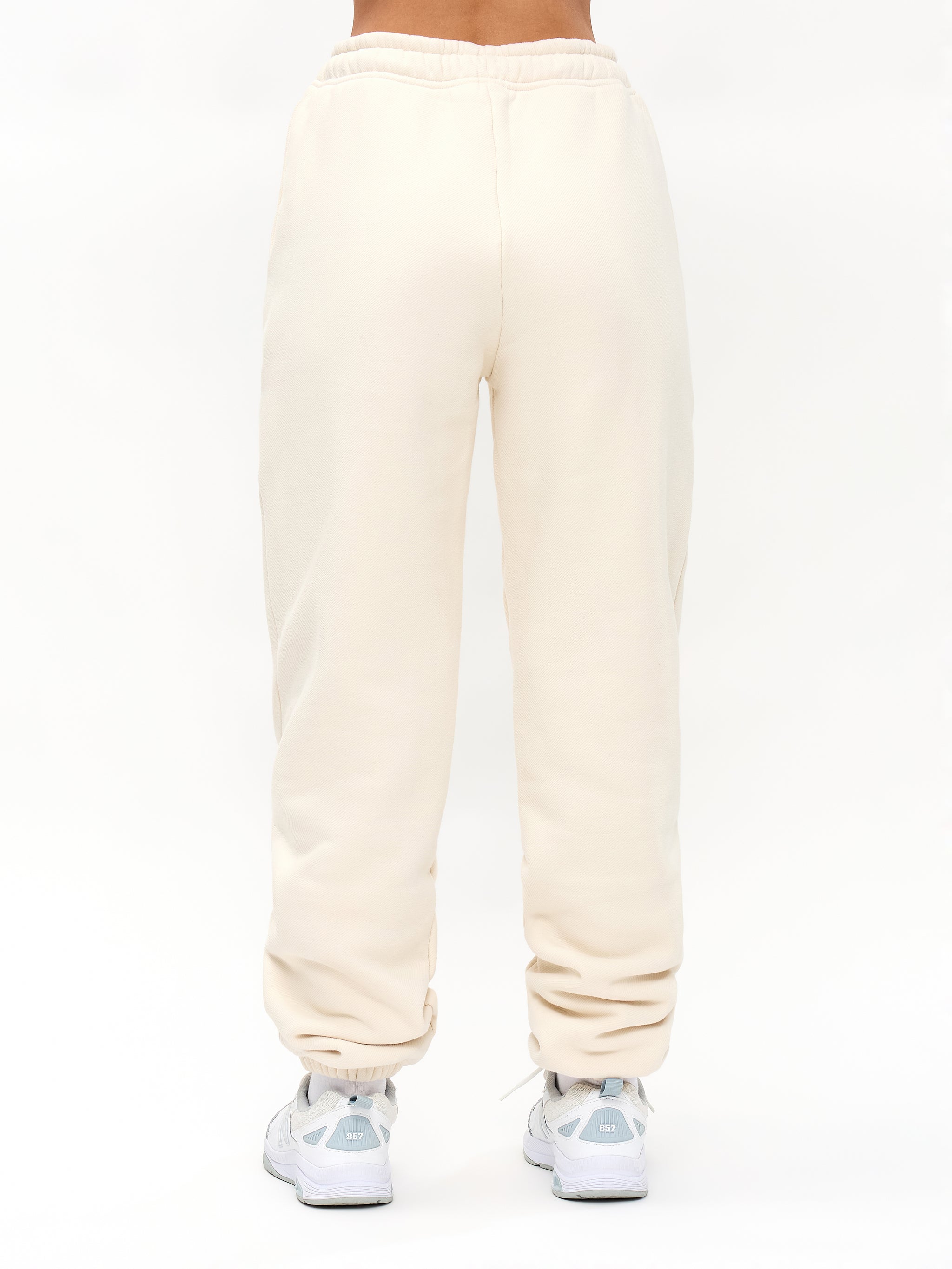 Plush Fleece Jogger - Oat Milk