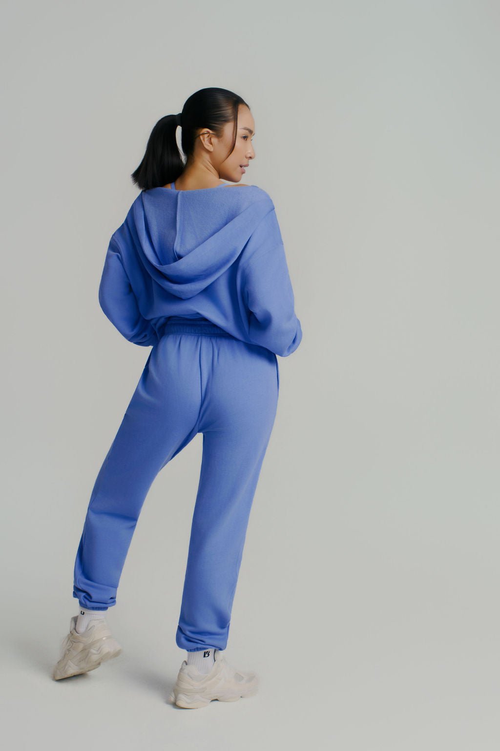 **PREORDER** Threads Zip Hoodie - Azul