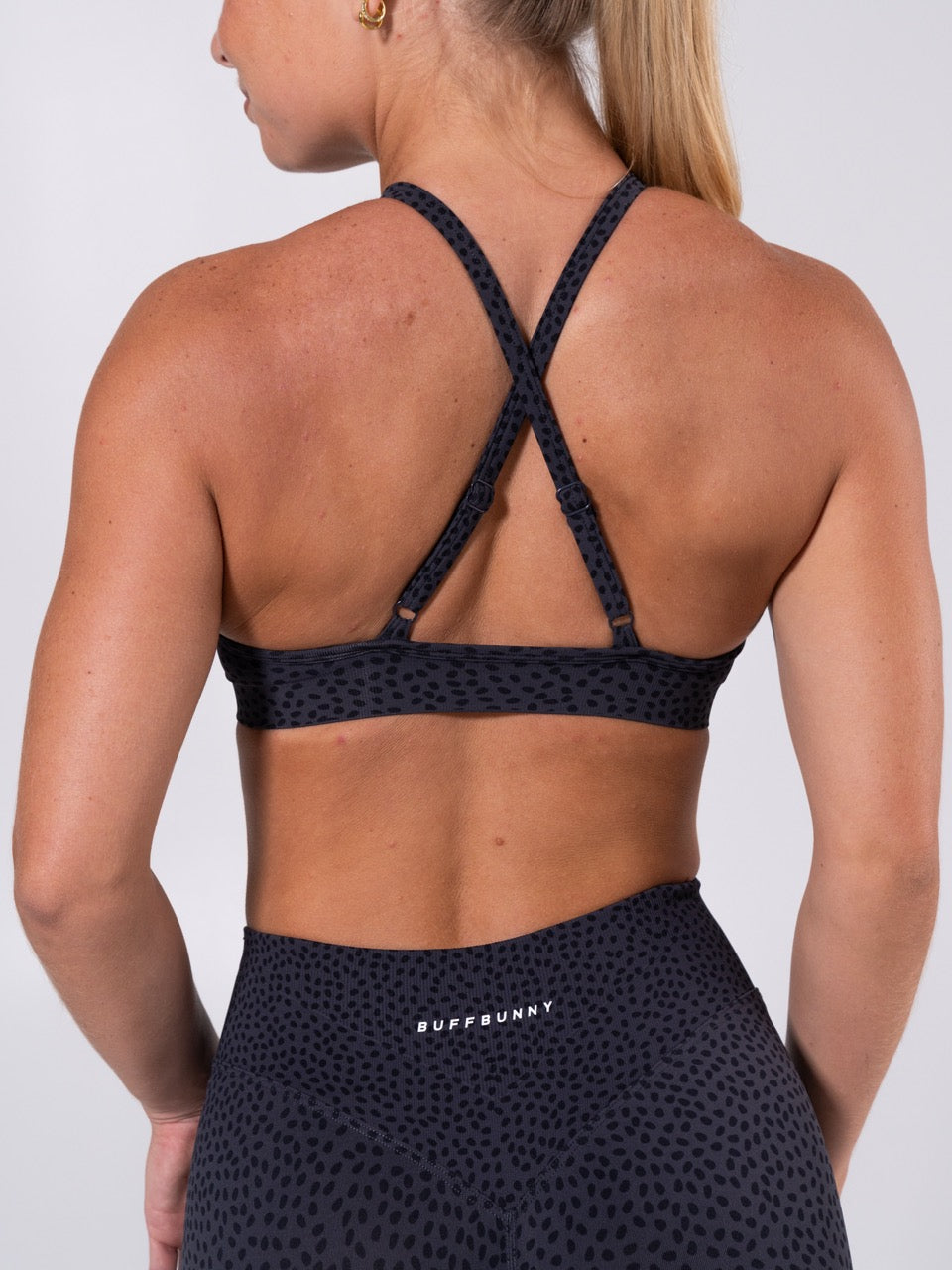 Flex Seamless Sports Bra - Black Bossy