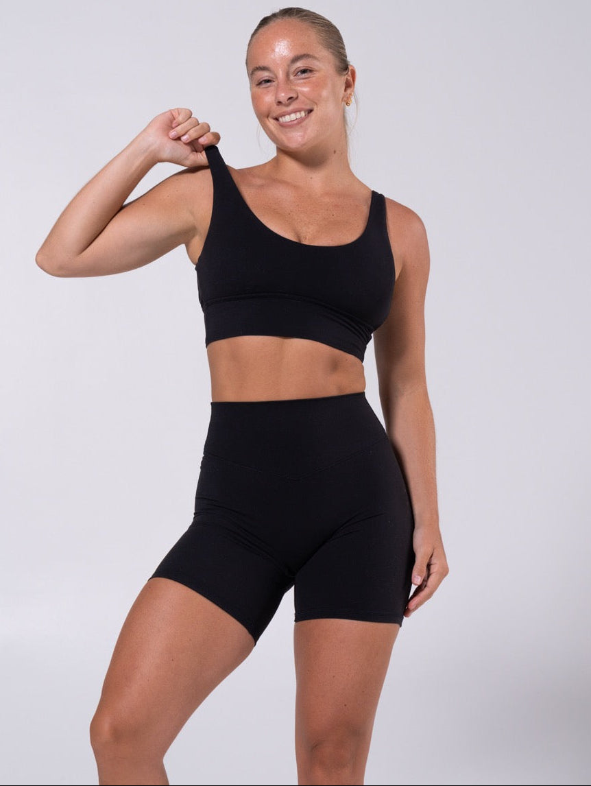 Monarch Sports Bra - Onyx Black