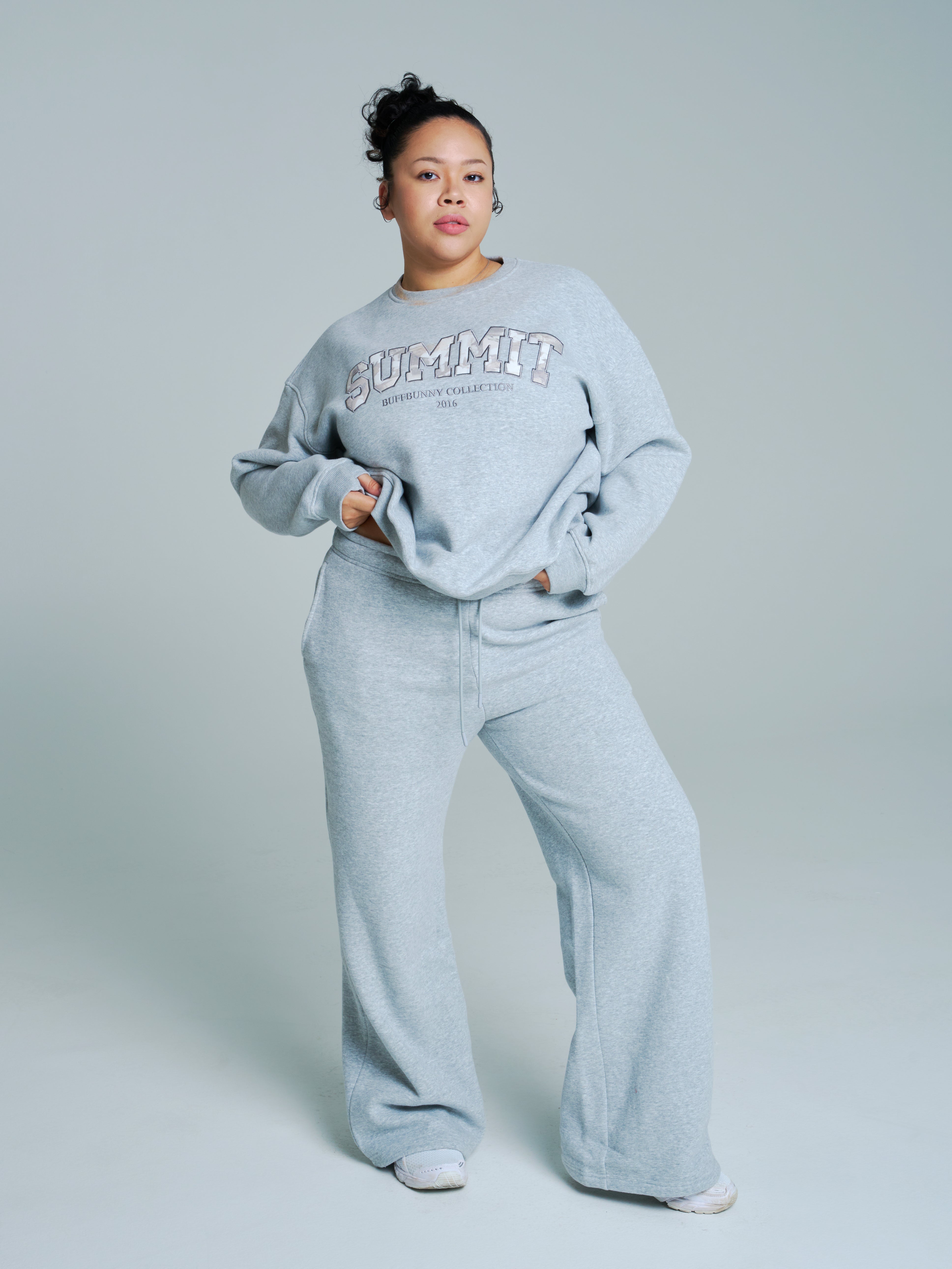 Plush Fleece Crew Pullover - Heather Grey