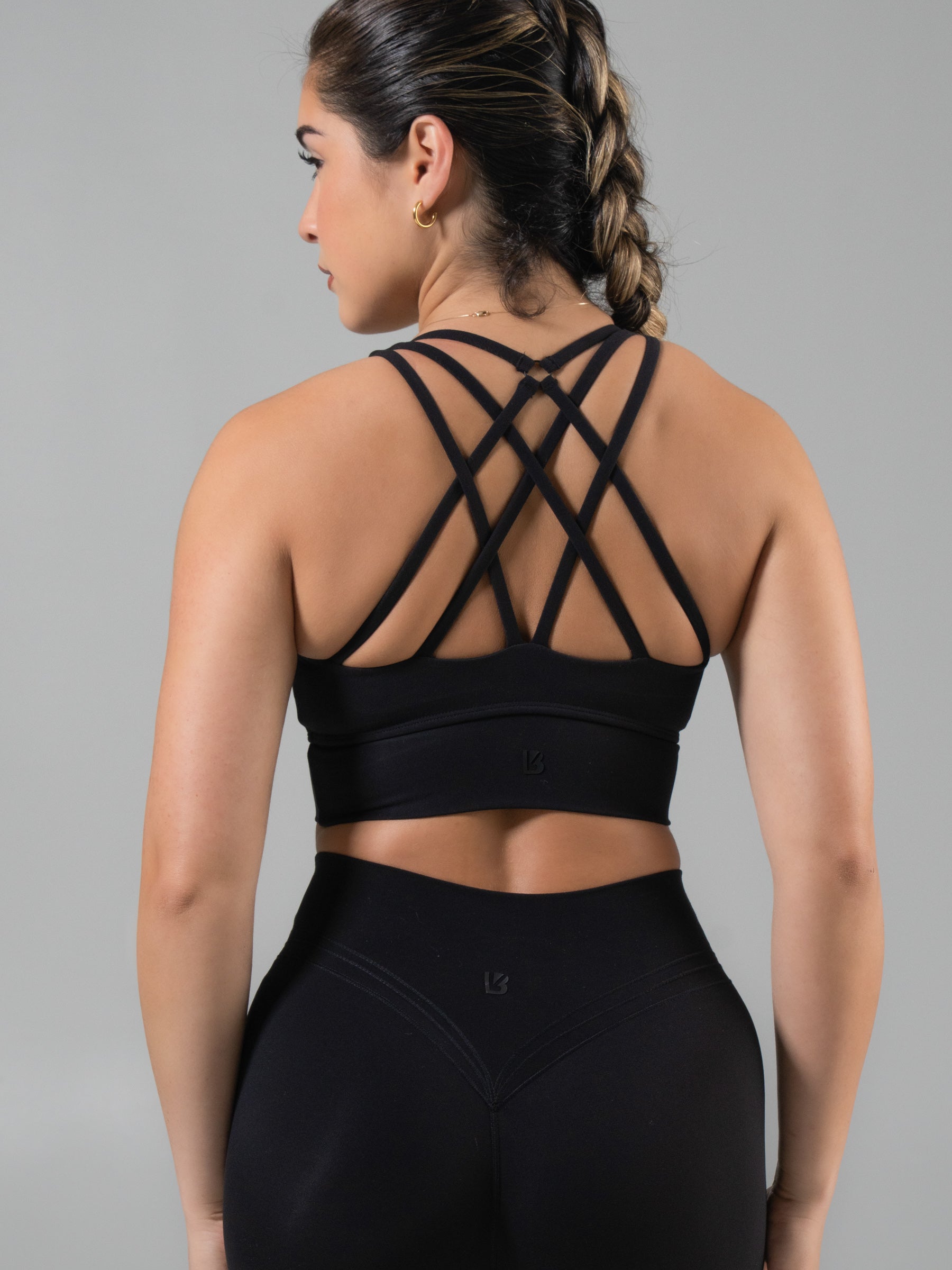 Revolution Sports Bra - Onyx Black