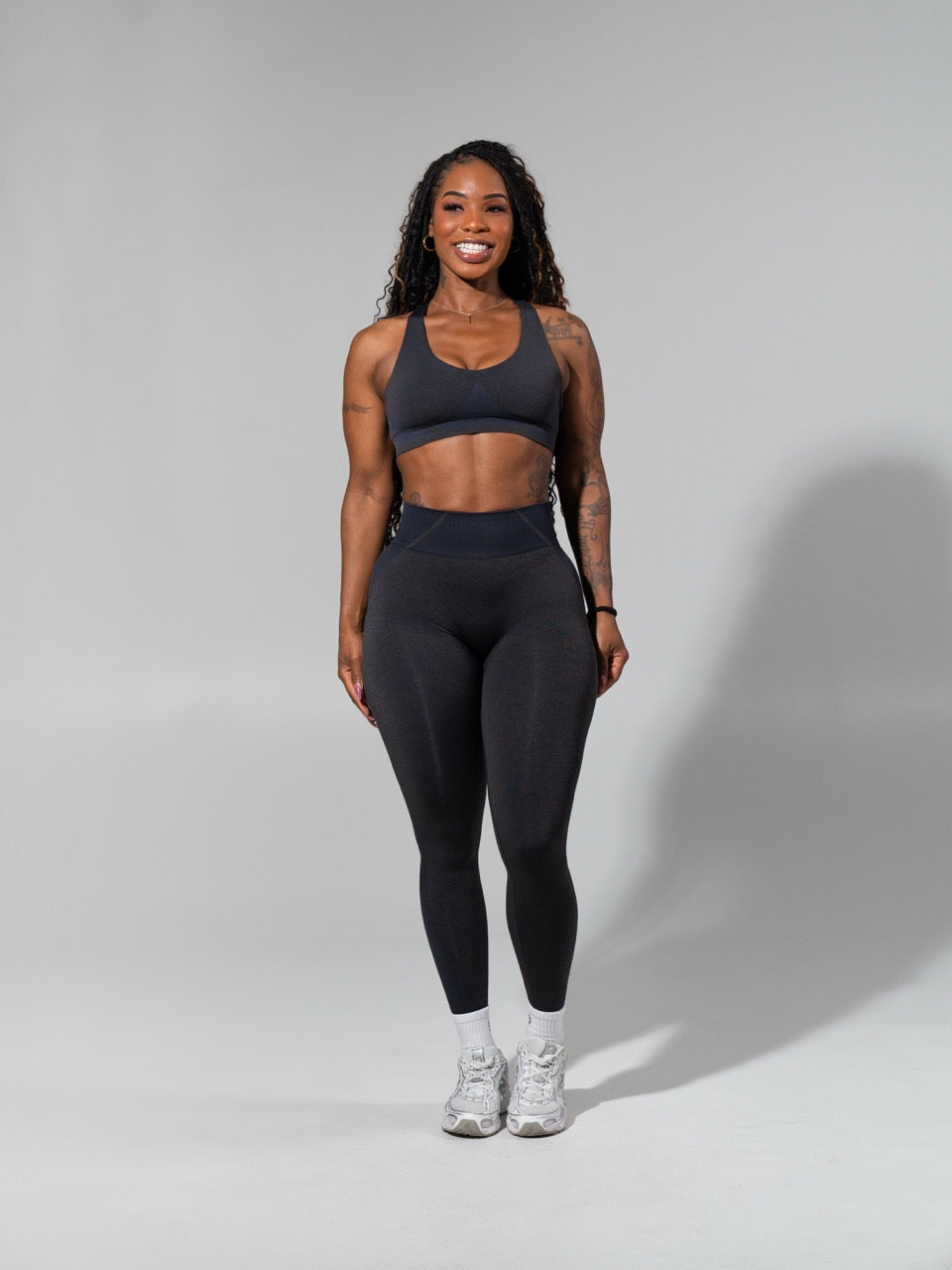 Shade Seamless Legging - Heather Black and Charcoal