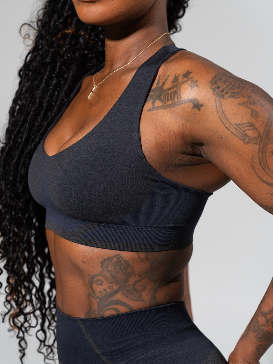 Shade Seamless Sports Bra - Heather Black and Charcoal
