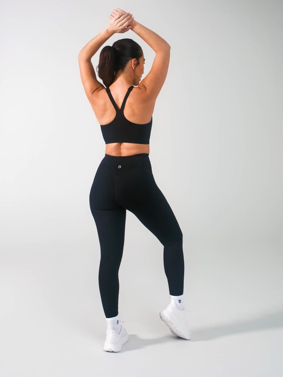 Airbrush Sports Bra - Onyx Black